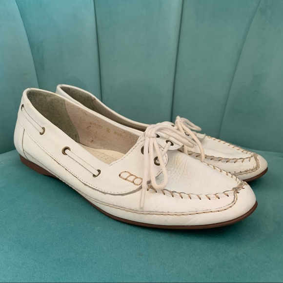 90s Vintage White Westies Loafers - Picture 3 of 14